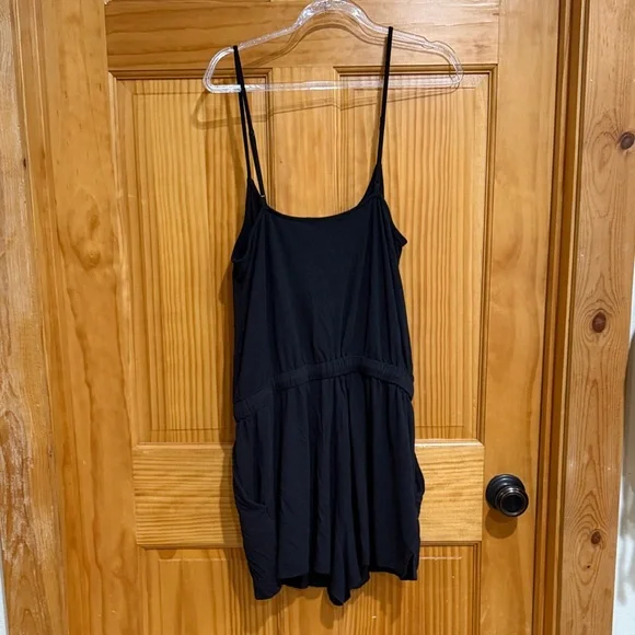 NUUDS | Black Spaghetti Strap Sleep Romper - Picture 9 of 9